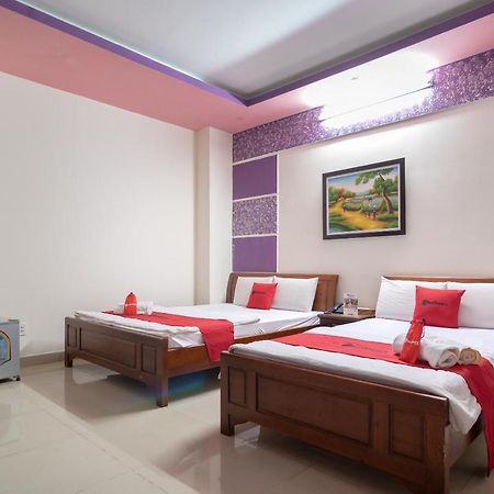 Reddoorz Near Tan Huong Market 2 Ho Şi Min Dış mekan fotoğraf
